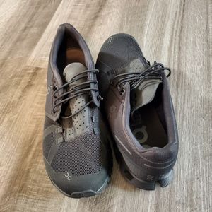 On Cloud 5 Womens Running Shoes